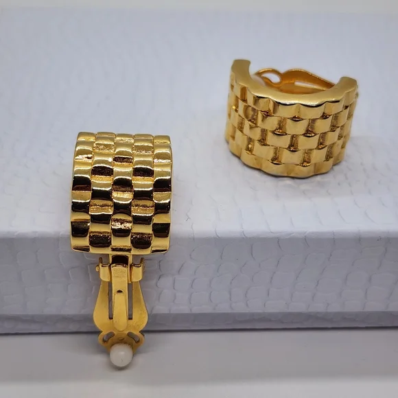 Givenchy Large Gold Clip On Earrings - Picture 6 of 16